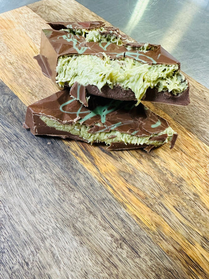 Pistachio Filled Chocolate Bar Centre